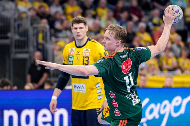 August Baskar Pedersen Die Recken, 17 , on the ball, single picture, single photo, at seven meter, 7 meter, penalty throw, game scene, action, action, 03 06 2026, Mannheim Germany , Handball, Bundesliga, Rhein Neckar Löwen TSV Hannover Burgdorf xozx