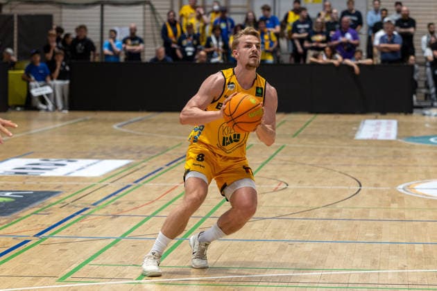 Lucas Mayer Bozic Estriche Knights Kirchheim, 08 GER, Bozic Estriche Knights Kirchheim vs Phoenix Hagen, BARMER 2 Basketball Bundesliga, Playoffs Final Game 1, Season 2025 2026, 04 06 2026 GER, Bozic Estriche Knights Kirchheim vs Phoenix Hagen, BARMER 2 Basketball Bundesliga, Playoffs Final Game 1, Season 2025 2026, 04 06 2026 Kirchheim unter Teck Copyright: xEibner-Pressefoto NinaxSanderx EP_NSR