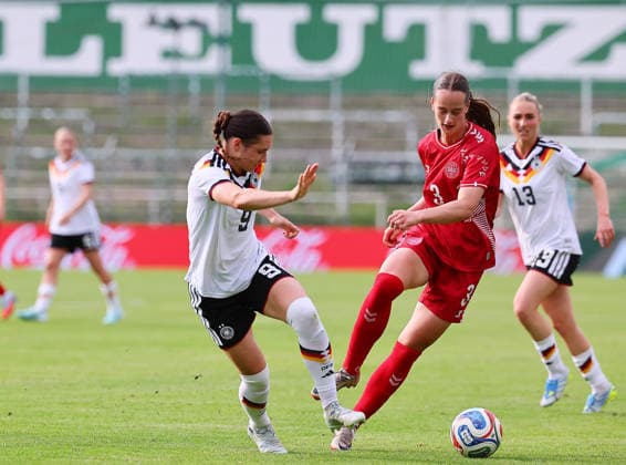 Germany Denmark international U23 Women Leipzig, 04 06 2026, Alfred Kunze Sportpark, Soccer, U23 Women, International match BR GERMANY GER vs DEN DENMARK DEN , In the picture from l Sophie Weidauer 9, GER, Union Berlin and Frida Nautrup 3, DEN , Picture Point