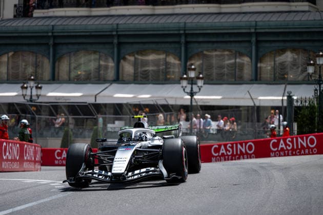 Sergio Checo Perez Cadillac F1 Team, Mexico, 11 in MAC 26 in front of the Hotel de Paris, MCO, Formula 1 World Championship, Monaco Grand Prix, Monte Carlo, Free Practice, 2026 season, 05 06 2026 MCO, Formula 1 World Championship, Monaco Grand Prix, Monte Carlo, Free Practice, 2026 season, 05 06 2026 Monte Carlo Copyright: xEibner-Pressefoto Memmlerx EP_MMR