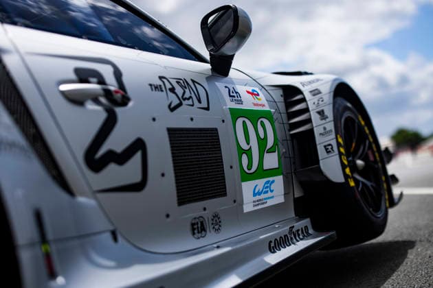 24 HEURES DU MANS 2026 - PESAGE 92 SHAHIN Yasser (aus), PERA Riccardo (ita), LIETZ Richard (aut), The Bend Manthey, Porsche 911 GT3 R LMGT3 92, LM GT3, ambiance during Le Pesage of the 24 Hours of Le Mans 2026, 3rd round of the 2026 FIA World Endurance Championship, from June 5 to 6, 2026 on the Place de la RÃ publique in Le Mans, France - Le MansFrance Copyright: xJULIENxDELFOSSEx