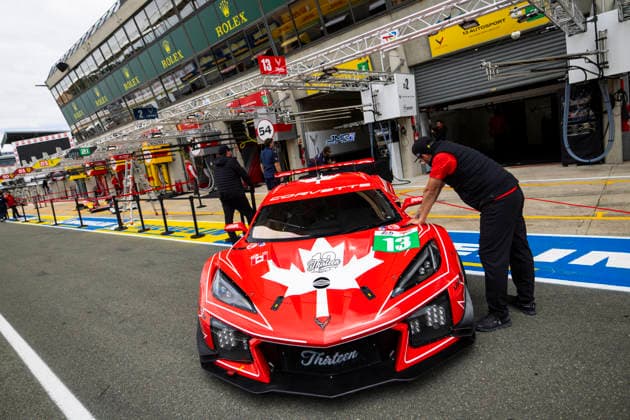 24 HEURES DU MANS 2026 - PESAGE 13 FIDANI Orey (can), KERN Lars (ger), BELL Matthew (gbr), 13 Autosport, Corvette Z06 LMGT3.R 13, LM GT3, ambiance during Le Pesage of the 24 Hours of Le Mans 2026, 3rd round of the 2026 FIA World Endurance Championship, from June 5 to 6, 2026 on the Place de la RÃ publique in Le Mans, France - Le MansFrance Copyright: xJULIENxDELFOSSEx