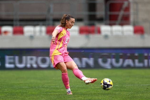 Miriael Taylor of Scotland Women Scotland Women v Israel Women, FIFA 2027 Women s World Cup Qualifying, Football, Bozsnik Arena, Budapest, Hungary - 05 Jun 2026Budapest Bozsnik Arena Hungary EDITORIAL USE ONLY No use with unauthorised audio, video, data, fixture lists, club league logos or live services. Online in-match use limited to 120 images, no video emulation. No use in betting, games or single club league player publications. Copyright: xNikolaxKrstic Shutterstockx 16911189bf