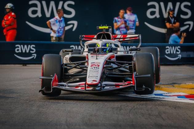 Oliver Bearman TGR Haas F1 Team, 87 with his car on the track, Monaco Grand Prix, Motorsport, Formula 1, 2026 season, 05 06 2026 Monaco Grand Prix, Motorsport, Formula 1, 2026 season, 05 06 2026 Copyright: xEibner-Pressefoto AlexanderxNeisx EP_ANS