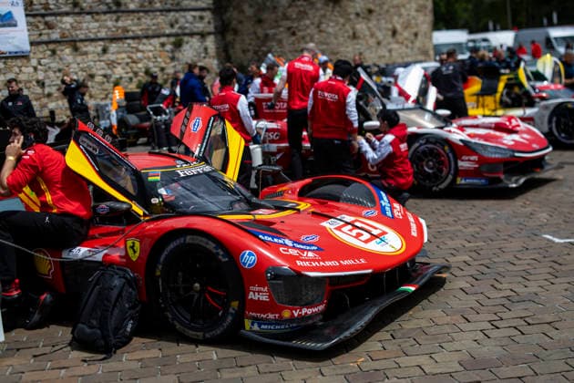 24 HEURES DU MANS 2026 - CITY CENTRE PARADE (10 AU Antares (hkg), FLEMING Thomas (gbr), KIRCHHOFER Marvin (ger), Garage 59, McLaren 720S LMGT3 Evo 10, LM GT3, action during the City Center Parade of the 24 Hours of Le Mans 2026, 3rd round of the 2026 FIA World Endurance Championship, on June 6, 2026 in Le Mans, France - Le MansFrance Copyright: xJULIENxDELFOSSEx
