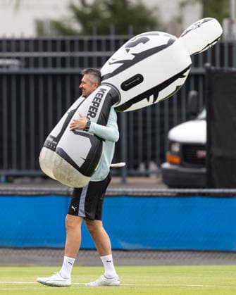 SOCCER - FIFA World Cup, WM, Weltmeisterschaft, Fussball 2026, preview SANTA BARBARA,CALIFORNIA,USA,06.JUN.26 - SOCCER - FIFA World Cup 2026, USA, Mexico, Canada, preview, Oesterreichischer Fussball-Bund, training team AUT. Image shows goal keeper coach Michael Gspurning (AUT). GEPAxpictures xArminxRauthner