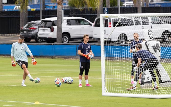 SOCCER - FIFA World Cup, WM, Weltmeisterschaft, Fussball 2026, preview SANTA BARBARA,CALIFORNIA,USA,06.JUN.26 - SOCCER - FIFA World Cup 2026, USA, Mexico, Canada, preview, Oesterreichischer Fussball-Bund, training team AUT. Image shows goal keeper coach Michael Gspurning, Patrick Pentz, Alexander Schlager and Florian Wiegele (AUT). GEPAxpictures xArminxRauthner