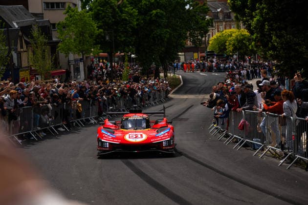 24 HEURES DU MANS 2026 - CITY CENTRE PARADE 51 PIER GUIDI Alessandro (ita), CALADO James (gbr), GIOVINAZZI Antonio (ita), Ferrari AF Corse, Ferrari 499P 51, Hypercar, action during the City Center Parade of the 24 Hours of Le Mans 2026, 3rd round of the 2026 FIA World Endurance Championship, on June 6, 2026 in Le Mans, France - Le MansFrance Copyright: xMariusxHeckerx