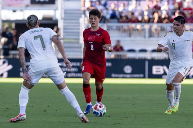 Turkiye v Venezuela - Friendly match FLORIDA, USA - JUNE 6: Arda Guler of Turkiye in action during Turkiye s International Friendly, Länderspiel, Nationalmannschaft game against Venezuela, as preparations continued for the road to the 2026 FIFA World Cup, WM, Weltmeisterschaft, Fussball in Miami, Florida, US on June 6, 2026. Mostafa Bassim Anadolu Florida United States. Editorial use only. Please get in touch for any other usage. Copyright: x2026xAnadoluxMostafaxBassimx