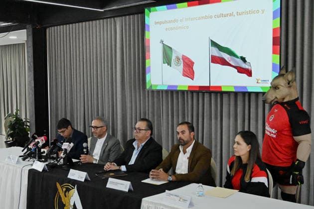 Iran Ambassador Attends World Cup Team Arrival press conference, PK, Pressekonferenz in Tijuana Iran s ambassador to Mexico, Abolfazl Pasandideh (second from left), attends a press conference ahead of the arrival of the national football team for the FIFA 2026 World Cup tournament, in Tijuana, Baja California, Mexico, on June 6, 2026. Iran expresses discontent over the United States refusal of visas to some of its squad support staff as the players prepare to leave Turkey for Mexico, days before the June 11 start of the 2026 World Cup, which is being jointly hosted by the United States, Mexico, and Canada. Tijuana BAJA CALIFORNIA Mexico Copyright: xCarlosxMorenox originalFilename:moreno-iraniana260606_npFdu.jpg