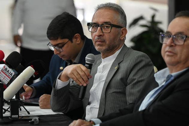 Iran Ambassador Attends World Cup Team Arrival press conference, PK, Pressekonferenz in Tijuana Iran s ambassador to Mexico, Abolfazl Pasandideh (center), attends a press conference ahead of the arrival of the national football team for the FIFA 2026 World Cup tournament, in Tijuana, Baja California, Mexico, on June 6, 2026. Iran expresses discontent over the United States refusal to issue visas to some of its squad support staff as the players prepare to leave Turkey for Mexico, days before the June 11 start of the 2026 World Cup, which is being jointly hosted by the United States, Mexico, and Canada. Tijuana BAJA CALIFORNIA Mexico Copyright: xCarlosxMorenox originalFilename:moreno-iraniana260606_npwQk.jpg