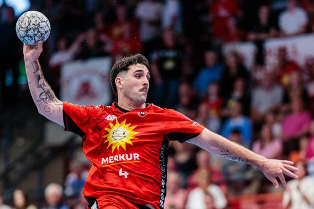 Max Santos TuS N Luebbecke, 04 in goal throw GER, TuS N Luebbecke vs HC Oppenweiler Backnang, Handball, 2 Bundesliga, Matchday 34, Season 2025 2026, 06 06 2026 GER, TuS N Luebbecke vs HC Oppenweiler Backnang, Handball, 2 Bundesliga, Matchday 34, Season 2025 2026, 06 06 2026 Luebbecke Copyright: xEibner-Pressefoto JanxRollingerx EP_JSK