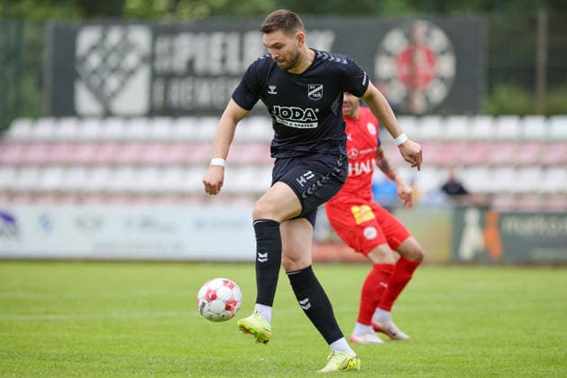 Morten Liebert SV Todesfelde, 11 on the ball, single picture, full body, action, action, game scene, 07 06 2026, Bremen Germany , football, promotion round Regionalliga Nord, 1 FC Germania Egestorf Langreder SV Todesfelde xobx