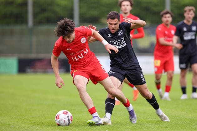 from left Finn Hoffmann 1 FC Germania Egestorf Langreder, 9 and Mirko Boland SV Todesfelde, 31 in duel, duel, dynamics, action, action, match scene, 07 06 2026, Bremen Germany , football, promotion round Regionalliga Nord, 1 FC Germania Egestorf Langreder SV Todesfelde xobx