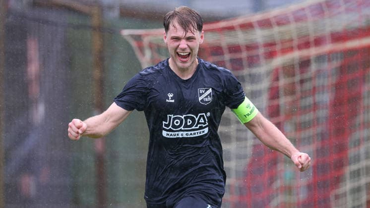 Goalscorer Mats Klüver SV Todesfelde, 10 with goal celebration, cheering, jubilant, optimistic, match scene, highlight, joy about the goal to 0 1, 07 06 2026, Bremen Germany , football, promotion round Regionalliga Nord, 1 FC Germania Egestorf Langreder SV Todesfelde xobx
