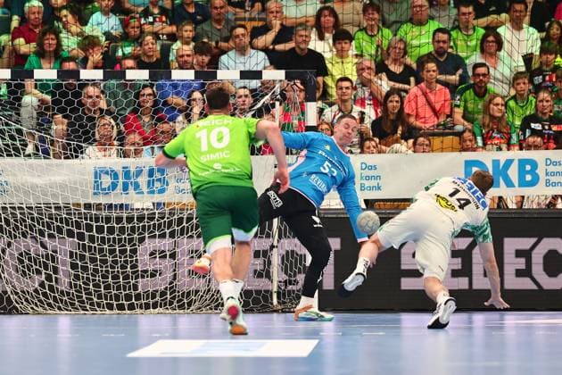 Andreas Palicka HSG Wetzlar, 52 saves this seven-meter penalty from Omar Ingi Magnusson SC Magdeburg, 14 GER, HSG Wetzlar vs SC Magdeburg, Handball, 1 Bundesliga, Matchday 34, Season 2025 2026, 07 06 2026 GER, HSG Wetzlar vs SC Magdeburg, Handball, 1 Bundesliga, Matchday 34, Season 2025 2026, 07 06 2026 Wetzlar Copyright: xEibner-Pressefoto RenexWeissx EP_RWS