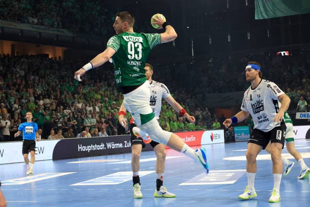 DEU, DHB, 1 HBL, Fuechse Berlin vs Flensburger Handewitt, 07 06 2026, Max Schmeling Halle, Berlin, DEU, DHB, 1 HBL, Fuechse Berlin vs Flensburger Handewitt, pictured Mijajlo Marsenic Fuechse Berlin 93 , BLAZ BLAGOTINSEK Flensburg Handewitt 43 Johannes Golla Flensburg Handewitt 4 nordphotoxGmbHx xEngler nph00076