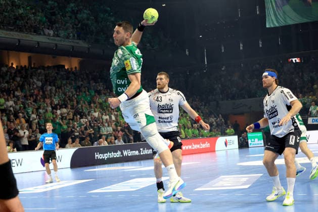 DEU, DHB, 1 HBL, Fuechse Berlin vs Flensburger Handewitt, 07 06 2026, Max Schmeling Halle, Berlin, DEU, DHB, 1 HBL, Fuechse Berlin vs Flensburger Handewitt, pictured Mijajlo Marsenic Fuechse Berlin 93 , BLAZ BLAGOTINSEK Flensburg Handewitt 43 Johannes Golla Flensburg Handewitt 4 nordphotoxGmbHx xEngler nph00076