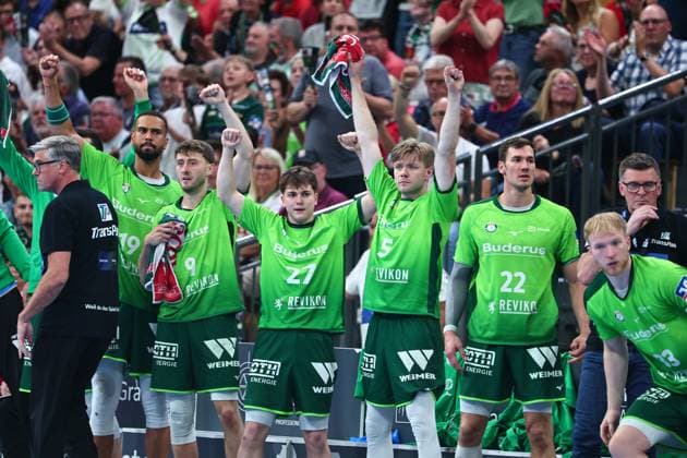 Cheers on the Wetzlar bench GER, HSG Wetzlar vs SC Magdeburg, Handball, 1 Bundesliga, Matchday 34, Season 2025 2026, 07 06 2026 GER, HSG Wetzlar vs SC Magdeburg, Handball, 1 Bundesliga, Matchday 34, Season 2025 2026, 07 06 2026 Wetzlar Copyright: xEibner-Pressefoto RenexWeissx EP_RWS