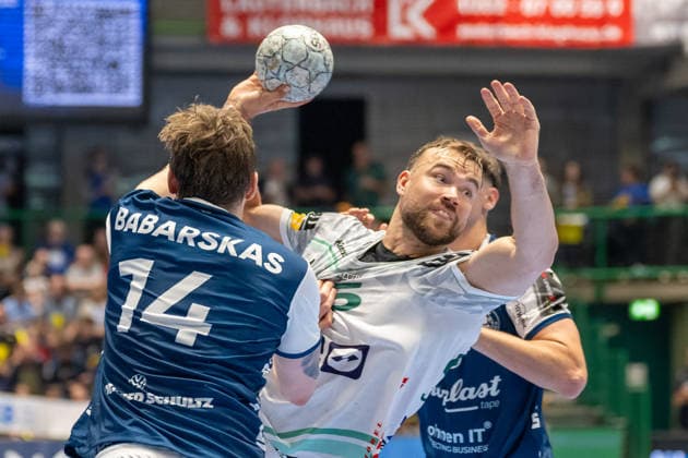 Duel between Gerdas Barbarskas Bergischer HC 06, 14 and Ludvig Jurmala Astroem FRISCH AUF Goeppingen, 25 Bergischer HC vs Frisch Auf Goeppingen, Handball, DAIKIN HBL, Matchday 34, Season 2025 2026, 07 06 2026 Bergischer HC vs Frisch Auf Goeppingen, Handball, DAIKIN HBL, Matchday 34, Season 2025 2026, 07 06 2026 Wuppertal Copyright: xEibner-Pressefoto ThomasxHaeslerx EP_THR