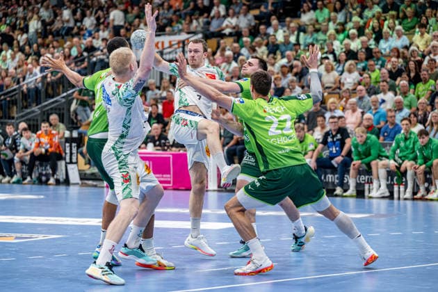Handball Bundesliga HSG Wetzlar SC Magdeburg, 07 06 26 Felix Claar SC Magdeburg, 7 , Magnus Saugstrup SC Magdeburg, 23 , Jona Schoch HSG Wetzlar, 22 , Josip Simic HSG Wetzlar, 10 , Philipp Ahouansou HSG Wetzlar, 19 Handball Bundesliga HSG Wetzlar SC Magdeburg Wetzlar, 07 06 26 Copyright: xBEAUTIFULxSPORTS Roeczeyx