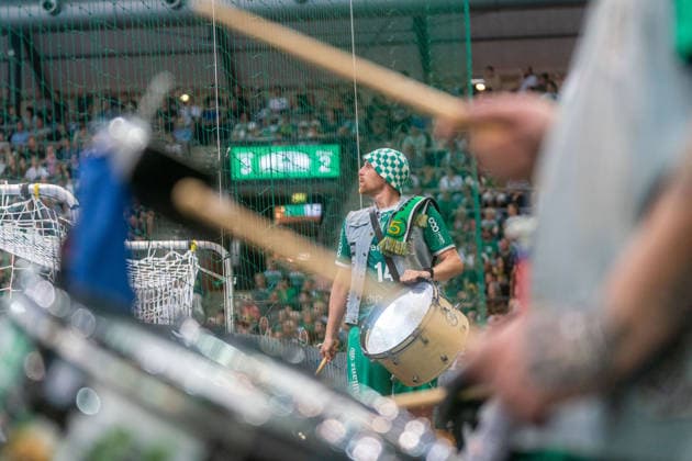 The Leipzig fan block supports its team at the last match in the 1 Handball Bundesliga for the time being SC DHfK Leipzig vs TSV GWD Minden, Handball, 1 Handball Bundesliga, Matchday 34, Season 2025 2026, 07 06 2026 SC DHfK Leipzig vs TSV GWD Minden, Handball, 1 Handball Bundesliga, Matchday 34, Season 2025 2026, 07 06 2026 Leipzig Copyright: xEibner-Pressefoto PiaxSchindlerx EP_PSR