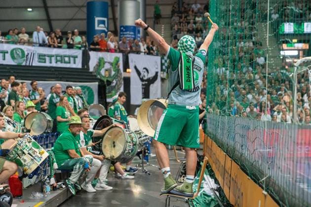 The Leipzig fan block supports its team at the last match in the 1 Handball Bundesliga for the time being SC DHfK Leipzig vs TSV GWD Minden, Handball, 1 Handball Bundesliga, Matchday 34, Season 2025 2026, 07 06 2026 SC DHfK Leipzig vs TSV GWD Minden, Handball, 1 Handball Bundesliga, Matchday 34, Season 2025 2026, 07 06 2026 Leipzig Copyright: xEibner-Pressefoto PiaxSchindlerx EP_PSR
