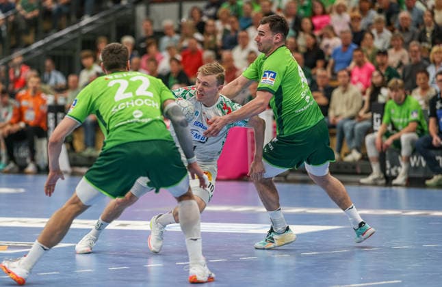 GER, Wetzlar, HSG Wetzlar vs SC Magdeburg, Daikin Handball Bundesliga, Handball, HBL, Season 2025 2026, Buderus Arena Wetzlar, 34 Matchday in the picture from l Jona Schoch HSG Wetzlar 22 , Gisli Kristjansson SC Magdeburg 10 , Josip Simic HSG Wetzlar 10 DFB DFL REGULATIONS PROHIBIT ANY USE OF PHOTOGRAPHS AS IMAGE SEQUENCES AND OR QUASI VIDEO, 07 06 2026 Copyright: HMBxMedia HendrikxHamelau