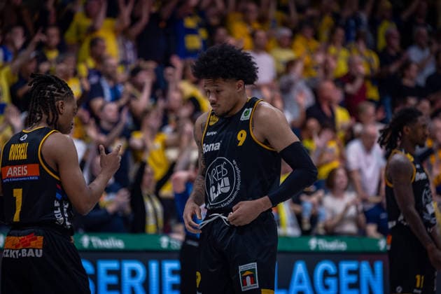 Phillip Montreal Russell Bozic Estriche Knights Kirchheim, 01 Tylan James Pope Bozic Estriche Knights Kirchheim, 09 GER, Phoenix Hagen vs Bozic Estriche Knights Kirchheim, BARMER 2 Basketball Bundesliga, Playoffs Final Game 2, Season 2025 2026, 07 06 2026 GER, Phoenix Hagen vs Bozic Estriche Knights Kirchheim, BARMER 2 Basketball Bundesliga, Playoffs Final Game 2, Season 2025 2026, 07 06 2026 Hagen Copyright: xEibner-Pressefoto NinaxSanderx EP_NSR