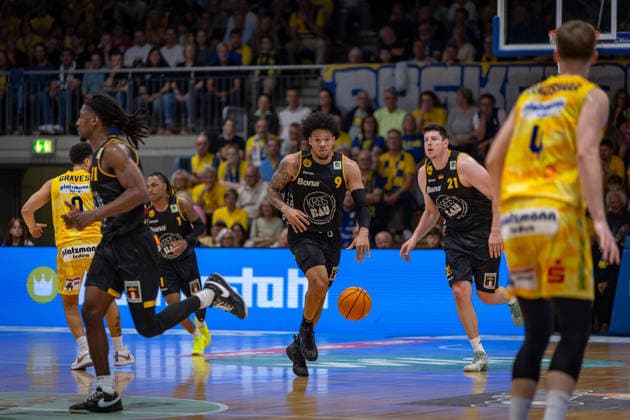 Tyrel Maurice Morgan Bozic Estriche Knights Kirchheim, 11 Tylan James Pope Bozic Estriche Knights Kirchheim, 09 Nicolas Bretzel Bozic Estriche Knights Kirchheim, 21 GER, Phoenix Hagen vs Bozic Estriche Knights Kirchheim, BARMER 2 Basketball Bundesliga, Playoffs Final Game 2, Season 2025 2026, 07 06 2026 GER, Phoenix Hagen vs Bozic Estriche Knights Kirchheim, BARMER 2 Basketball Bundesliga, Playoffs Final Game 2, Season 2025 2026, 07 06 2026 Hagen Copyright: xEibner-Pressefoto NinaxSanderx EP_NSR