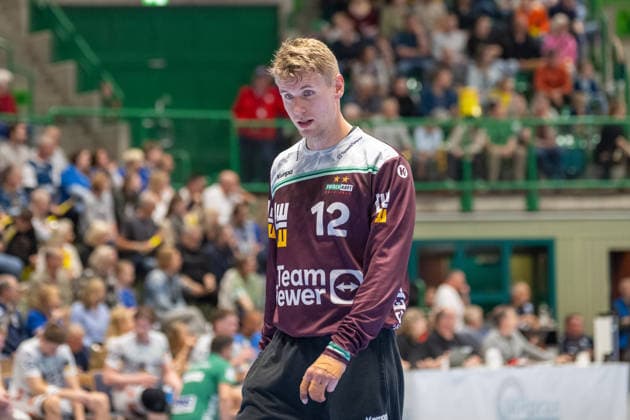 Kristian Saeveras FRISCH AUF Goeppingen, 12 is thoughtful Bergischer HC vs Frisch Auf Goeppingen, Handball, DAIKIN HBL, Matchday 34, Season 2025 2026, 07 06 2026 Bergischer HC vs Frisch Auf Goeppingen, Handball, DAIKIN HBL, Matchday 34, Season 2025 2026, 07 06 2026 Wuppertal Copyright: xEibner-Pressefoto ThomasxHaeslerx EP_THR