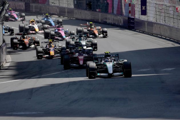 Formula 1 Louis Vuitton Grand Prix Monaco 2026 07 06 2026, Circuit de Monaco, Monte Carlo, Formula 1 Louis Vuitton Grand Prix Monaco 2026 , in the picture Race start , Andrea Kimi Antonelli ITA , Mercedes AMG Petronas Formula One Team, Lewis Hamilton GBR , Scuderia Ferrari HP, Charles Leclerc MCO , Isack Hadjar FRA , Oracle Red Bull Racing nordphotoxGmbHx xBratic nph00250