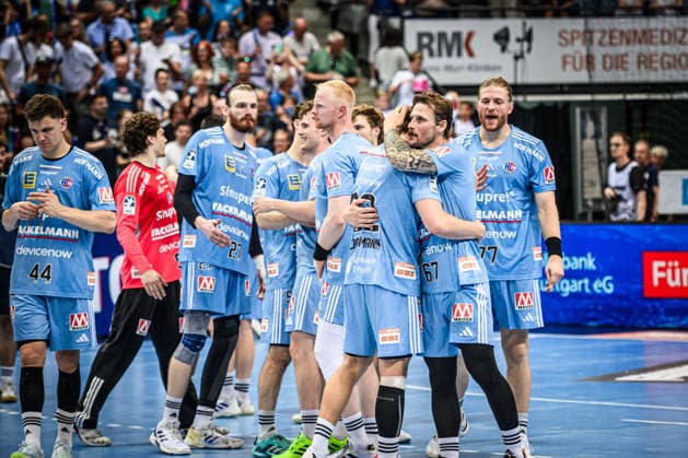 HC Erlangen team visibly disappointed after away defeat in Stuttgart GER, TVB Stuttgart HC Erlangen, DAIKIN HBL, Handball, Bundesliga, Matchday 34, Season 2025 2026, 07 06 2026 GER, TVB Stuttgart HC Erlangen, DAIKIN HBL, Handball, Bundesliga, Matchday 34, Season 2025 2026, 07 06 2026 Stuttgart Copyright: xSandyxDinkelackerx EP_SDR