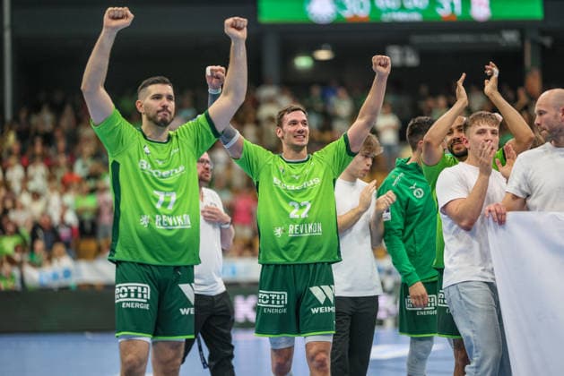 GER, Wetzlar, HSG Wetzlar vs SC Magdeburg, Daikin Handball Bundesliga, Handball, HBL, Season 2025 2026, Buderus Arena Wetzlar, 34 Matchday in picture HSG Wetzlar celebrates relegation, Not relegated from the Bundesliga, joy, jubilation and emotions, Stefan Cavor HSG Wetzlar 77 , Jona Schoch HSG Wetzlar 22 DFB DFL REGULATIONS PROHIBIT ANY USE OF PHOTOGRAPHS AS IMAGE SEQUENCES AND OR QUASI VIDEO, 07 06 2026 Copyright: HMBxMedia HendrikxHamelau