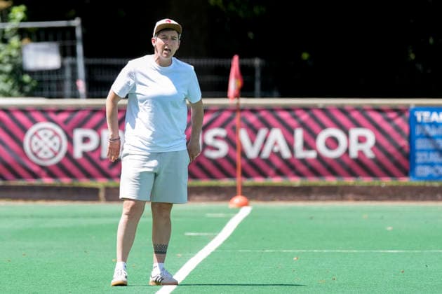 Julia Felßner Felssner, Coach, Head Coach, NHTC , cropped image, full body, single image, single photo, action, action, on the sidelines, 07 06 2026, Mannheim Germany , Hockey, 2 Bundesliga, Group South, Women, TSV Mannheim Nürnberger HTC xozx