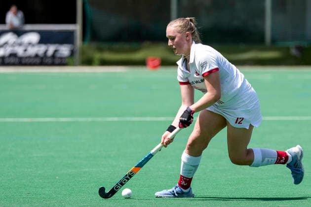 Wiebke Wahlster TSVMH, 12 , on the ball, cropped, full body, single image, single photo, action, action, 07 06 2026, Mannheim Germany , Hockey, 2 Bundesliga, Group South, Women, TSV Mannheim Nürnberger HTC xozx