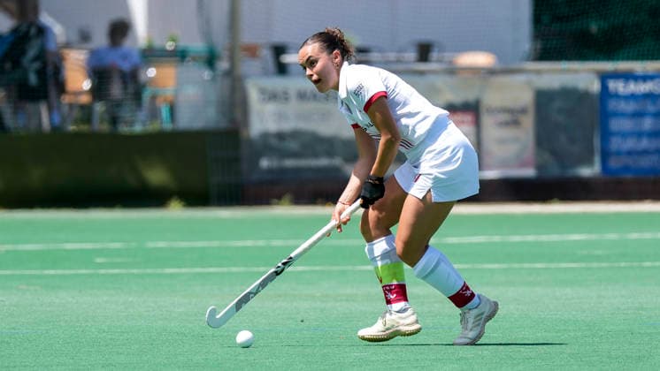 Kira Elena Schanzenbecher TSVMH, 41, Captain, on the ball, cropped, full body, single picture, single photo, action, action, 07 06 2026, Mannheim Germany , Hockey, 2 Bundesliga, Group South, Women, TSV Mannheim Nürnberger HTC xozx