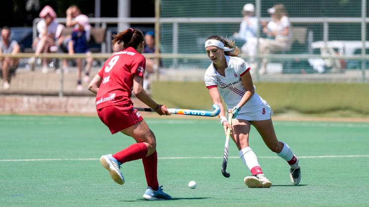 v li Amrei Zaha NHTC, 9 , Johanna Mühl TSVMH, 8 , duel, duel, tackle, tackling, dynamics, action, action, 07 06 2026, Mannheim Germany , Hockey, 2 Bundesliga, Group South, Women, TSV Mannheim Nürnberger HTC xozx