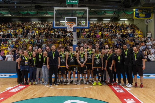 Runner-up Bozic Estriche Knights Kirchheim GER, Phoenix Hagen vs Bozic Estriche Knights Kirchheim, BARMER 2 Basketball Bundesliga, Playoffs Final Game 2, Season 2025 2026, 07 06 2026 GER, Phoenix Hagen vs Bozic Estriche Knights Kirchheim, BARMER 2 Basketball Bundesliga, Playoffs Final Game 2, Season 2025 2026, 07 06 2026 Hagen Copyright: xEibner-Pressefoto NinaxSanderx EP_NSR