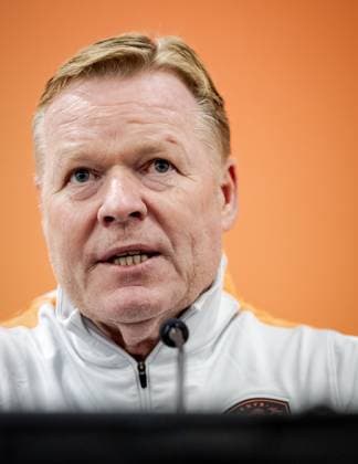 NEW YORK - National coach Ronald Koeman during a press conference, PK, Pressekonferenz of the Dutch national team, Nationalteam at Sonesta White Plains Downtown, on June 7, 2026, in White Plains, New York. The Dutch national team is preparing for the 2026 FIFA World Cup, WM, Weltmeisterschaft, Fussball ROBIN VAN LONKHUIJSEN ANP xVIxANPxSportx xxANPxIVx 560410259 originalFilename: 560410259.jpg