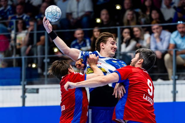 07 06 2026, GER, Handball, Men, Season 25 26, Daikin 1 Bl, 34 Matchday, ThSV Eisenach HSV Hamburg Handball Sport Verein Hamburg Andreas Magaard Handball Sport Verein Hamburg , Felix Aellen ThSV Eisenach,22 , Jacob Arenth Lassen Handball Sport Verein Hamburg 99817 Eisenach Werner Assmann Halle Am Sportp Thueringen Germany