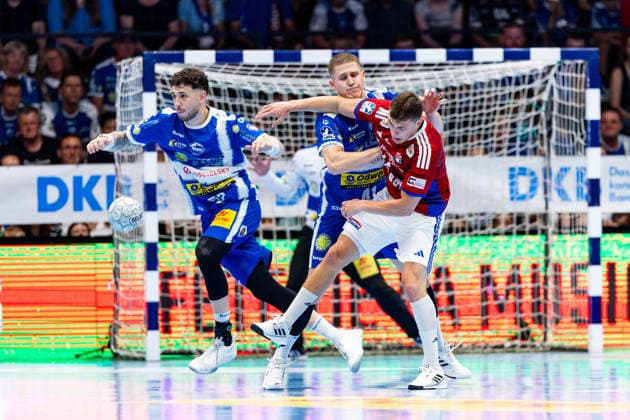 07 06 2026, GER, Handball, Men, Season 25 26, Daikin 1 Bl, 34 Matchday, ThSV Eisenach HSV Hamburg Handball Sport Verein Hamburg Justin Kurch ThSV Eisenach,52 , Vukasin Antonijevic ThSV Eisenach,41 , Moritz Sauter Handball Sport Verein Hamburg 99817 Eisenach Werner Assmann Halle Am Sportp Thueringen Germany