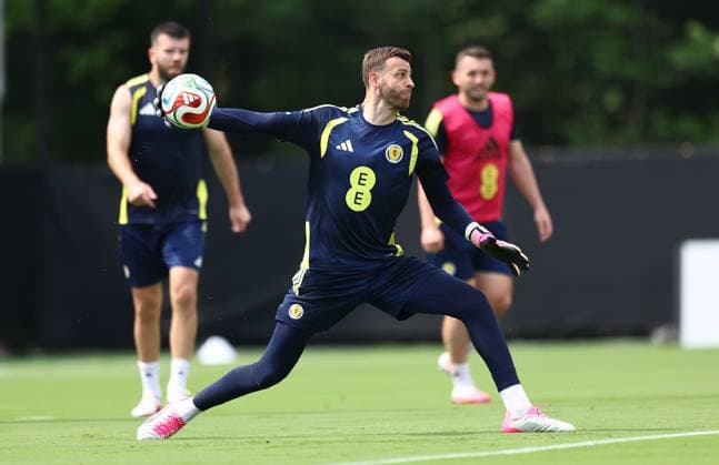 Angus Gunn of Scotland Scotland Training Session and press conference, PK, Pressekonferenz 2026 FIFA World Cup, WM, Weltmeisterschaft, Fussball Football, Atrium Health Performance Park, Charlotte, USA - 08 Jun 2026Charlotte Atrium Health Performance Park United States of America EDITORIAL USE ONLY No use with unauthorised audio, video, data, fixture lists, club league logos or live services. Online in-match use limited to 120 images, no video emulation. No use in betting, games or single club league player publications. Copyright: xMichaelxZemanek Shutterstockx 16917216eo