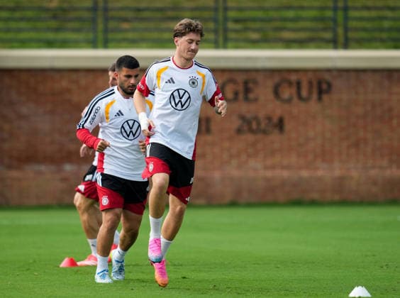 Deniz Undav Germany, 26 and Angelo Stiller Germany, 16 take part in the first training session of the German national team at the training camp in North Carolina USA, German national soccer team, Base Camp, Winston Salem, 08 06 2026 USA, German national soccer team, Base Camp, Winston Salem, 08 06 2026 Winston Salem Copyright: xEibner-Pressefoto ScottxColemanx EP_SCN