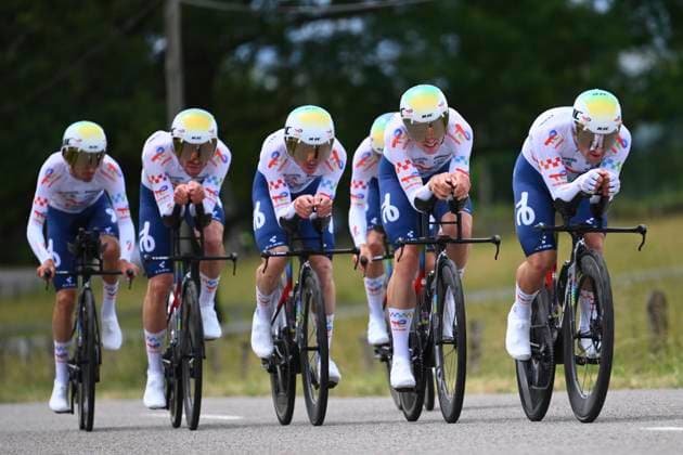 Tour Auvergne - Rhone-Alpes 2026 Stage 3 PERREUX, FRANCE - JUNE 09 : Jegat Jordan (FRA) of TotalEnergies, Bouchard Geoffrey (FRA) of TotalEnergies, Breuillard Nicolas (FRA) of TotalEnergies, Burgaudeau Mathieu (FRA) of TotalEnergies, Guernalec Thibault (FRA) of TotalEnergies, Le Berre Mathis (FRA) of TotalEnergies, Vercher Matteo (FRA) of TotalEnergies during stage 3 of the 78th edition of Tour Auvergne - Rhone-Alpes an UCI World Tour 2.UWT Team Time Trial stage for Men Elite of 28.4 km with start in Perreux and finish in Perreux on June 9, 2026 in Perreux, France, 09 06 2026 ( Motordriver Guy De Vuyst - Perreux France Copyright: xVincentxKalutx