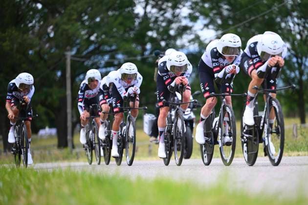 Tour Auvergne - Rhone-Alpes 2026 Stage 3 PERREUX, FRANCE - JUNE 09 : Del Toro Isaac (MEX) of UAE Team Emirates - XRG, Almeida Joao (POR) of UAE Team Emirates - XRG, Cosnefroy Benoit (FRA) of UAE Team Emirates - XRG, Oliveira Ivo (POR) of UAE Team Emirates - XRG, Sivakov Pavel (FRA) of UAE Team Emirates - XRG, Torres Pablo (ESP) of UAE Team Emirates - XRG, Vermaerke Kevin (USA) of UAE Team Emirates - XRG during stage 3 of the 78th edition of Tour Auvergne - Rhone-Alpes an UCI World Tour 2.UWT Team Time Trial stage for Men Elite of 28.4 km with start in Perreux and finish in Perreux on June 9, 2026 in Perreux, France, 09 06 2026 ( Motordriver Guy De Vuyst - Perreux France Copyright: xVincentxKalutx