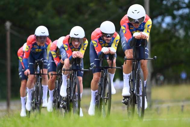 Tour Auvergne - Rhone-Alpes 2026 Stage 3 PERREUX, FRANCE - JUNE 09 : Ayuso Juan (ESP) of Lidl - Trek, Bernard Julien (FRA) of Lidl - Trek, Kamna Lennard (GER) of Lidl - Trek,Simmons Quinn (USA) of Lidl - Trek, Skjelmose Mattias (DEN) of Lidl - Trek, Skujins Toms (LAT) of Lidl - Trek, Verona Carlos (ESP) of Lidl - Trek during stage 3 of the 78th edition of Tour Auvergne - Rhone-Alpes an UCI World Tour 2.UWT Team Time Trial stage for Men Elite of 28.4 km with start in Perreux and finish in Perreux on June 9, 2026 in Perreux, France, 09 06 2026 ( Motordriver Guy De Vuyst - Perreux France Copyright: xVincentxKalutx