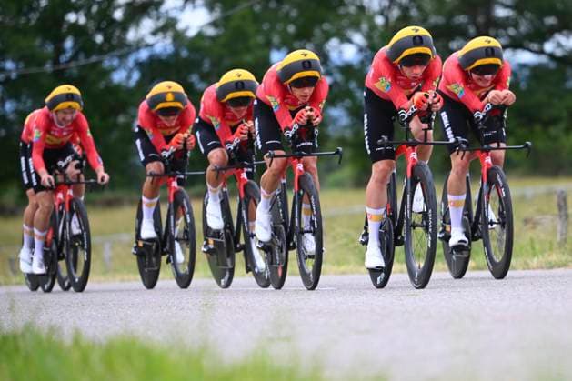 Tour Auvergne - Rhone-Alpes 2026 Stage 3 PERREUX, FRANCE - JUNE 09 : Johannessen Tobias Halland (NOR) of UNO-X Mobility, Urianstad Bugge Martin (NOR) of UNO-X Mobility, Charmig Anthon (DEN) of UNO-X Mobility, Johannessen Anders Halland (NOR) of UNO-X Mobility, Kron Andreas (DEN) of UNO-X Mobility, Skaarseth Anders (NOR) of UNO-X Mobility, Traeen Torstein (NOR) of UNO-X Mobility during stage 3 of the 78th edition of Tour Auvergne - Rhone-Alpes an UCI World Tour 2.UWT Team Time Trial stage for Men Elite of 28.4 km with start in Perreux and finish in Perreux on June 9, 2026 in Perreux, France, 09 06 2026 ( Motordriver Guy De Vuyst - Perreux France Copyright: xVincentxKalutx