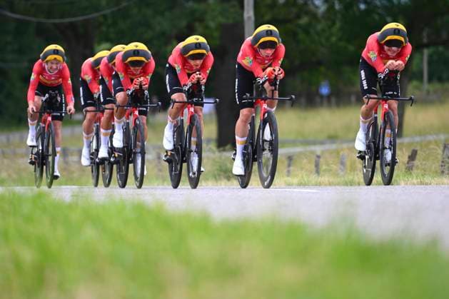 Tour Auvergne - Rhone-Alpes 2026 Stage 3 PERREUX, FRANCE - JUNE 09 : Johannessen Tobias Halland (NOR) of UNO-X Mobility, Urianstad Bugge Martin (NOR) of UNO-X Mobility, Charmig Anthon (DEN) of UNO-X Mobility, Johannessen Anders Halland (NOR) of UNO-X Mobility, Kron Andreas (DEN) of UNO-X Mobility, Skaarseth Anders (NOR) of UNO-X Mobility, Traeen Torstein (NOR) of UNO-X Mobility during stage 3 of the 78th edition of Tour Auvergne - Rhone-Alpes an UCI World Tour 2.UWT Team Time Trial stage for Men Elite of 28.4 km with start in Perreux and finish in Perreux on June 9, 2026 in Perreux, France, 09 06 2026 ( Motordriver Guy De Vuyst - Perreux France Copyright: xVincentxKalutx