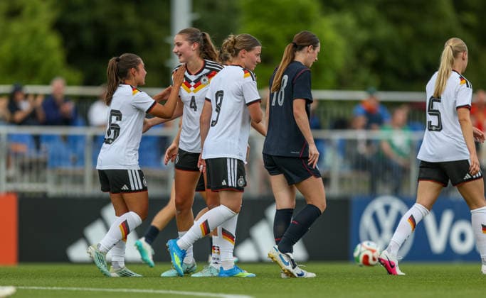 GER, Frankfurt, Germany U19 vs USA U19 friendly match, Football, DFB, 2025 2026 season, DFB Campus, second game in picture Lina Szaraz Germany U19 Women 4 scores the 1 0 against the USA, goal, cheers and joy and emotions DFB DFL REGULATIONS PROHIBIT ANY USE OF PHOTOGRAPHS AS IMAGE SEQUENCES AND OR QUASI VIDEO, 09 06 2026 Copyright: HMBxMedia HendrikxHamelau